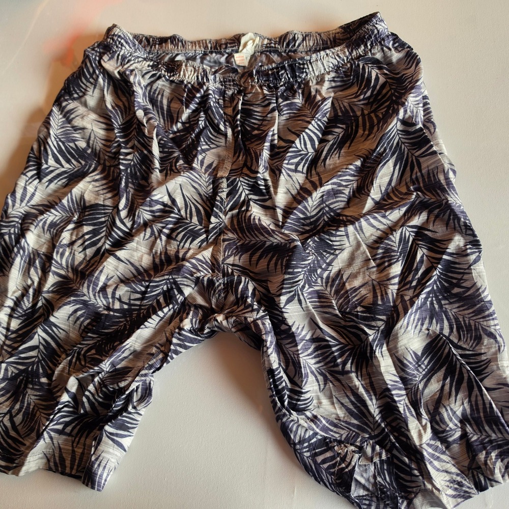 Silk Tree Mens Tropical Palm Leaf Print Lounge Shorts Blue White Elastic